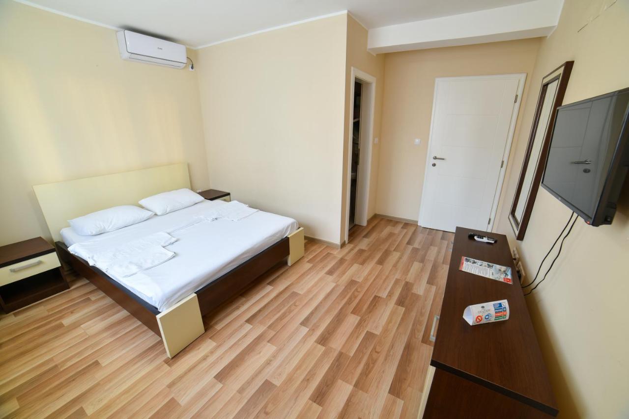 Motel Centar Bijeljina Bagian luar foto