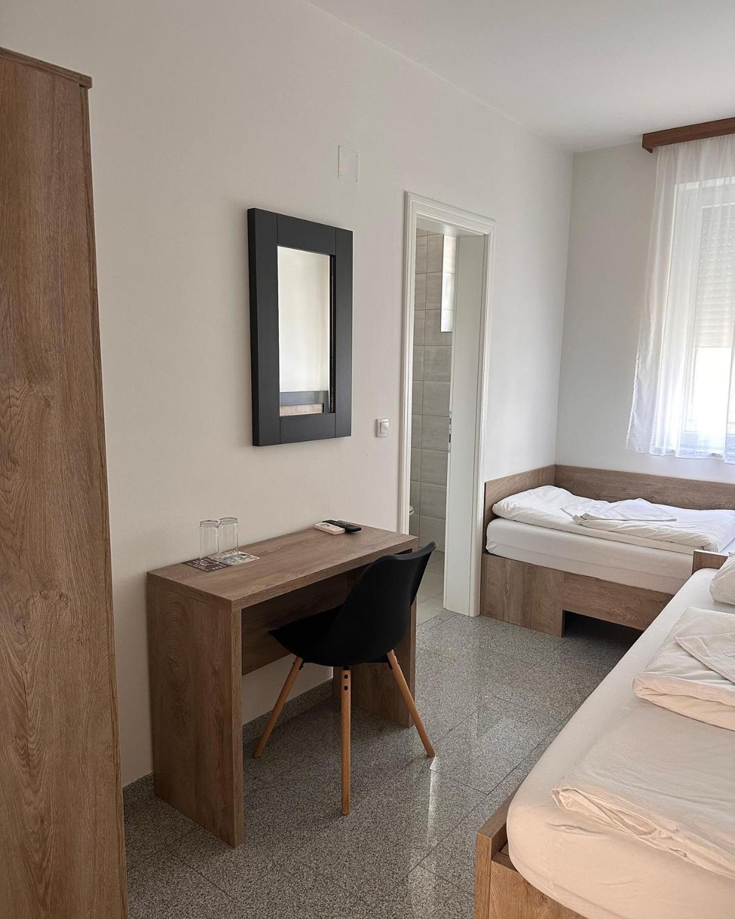 Motel Centar Bijeljina Bagian luar foto