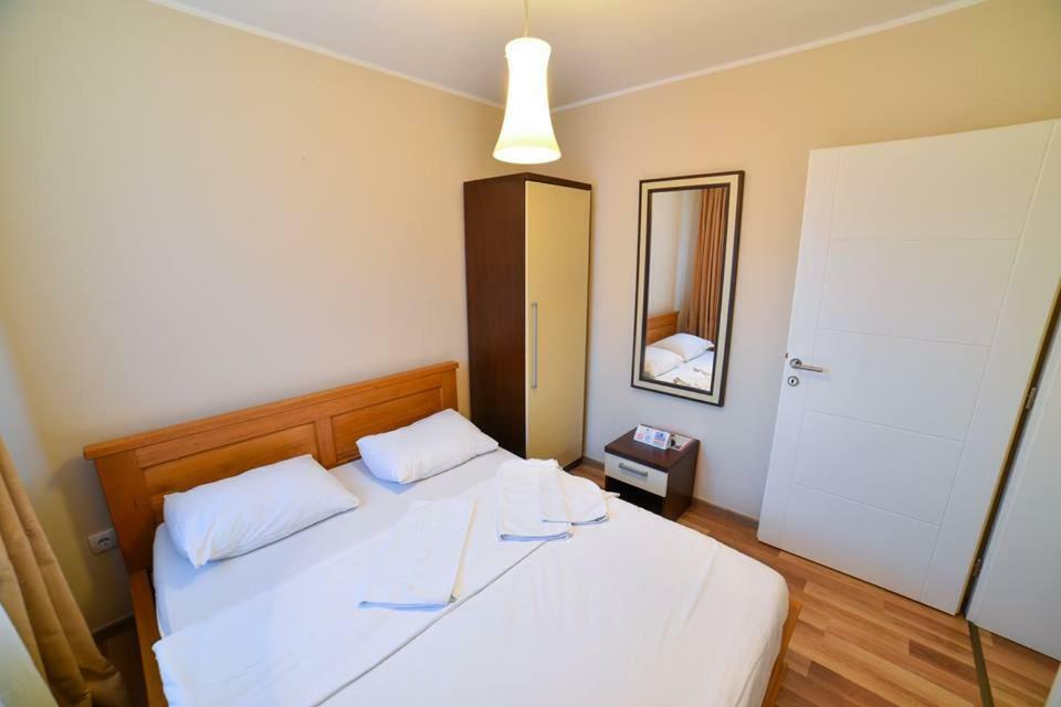 Motel Centar Bijeljina Bagian luar foto